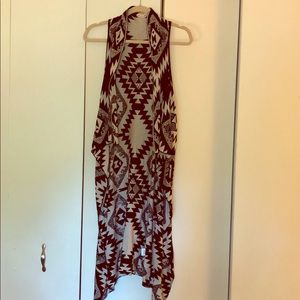 Sleeveless flyaway cardigan